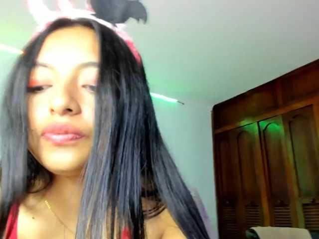 sweet-cinamon live cam on BongaCams