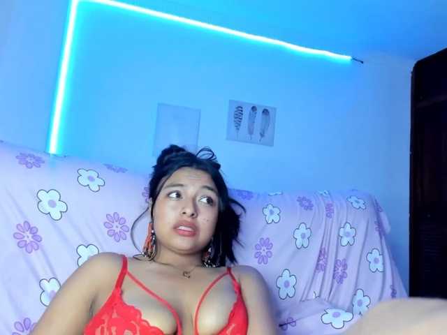 sweet-cinamon live cam on BongaCams