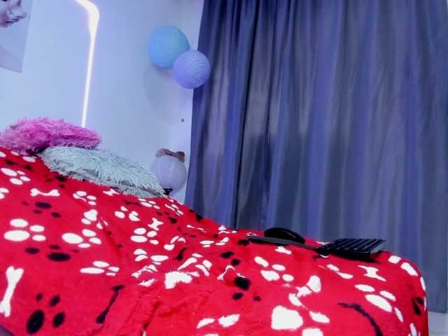 sweet-cinamon's BongaCams show and profile