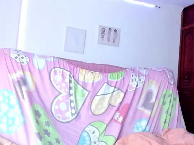sweet-cinamon live cam on BongaCams