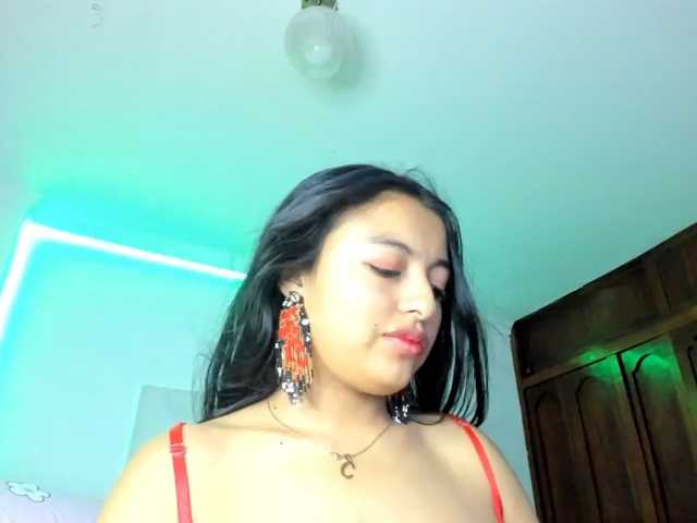 sweet-cinamon live cam preview