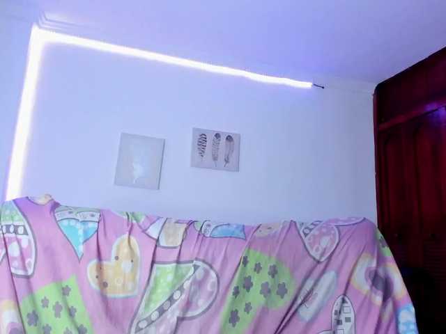 sweet-cinamon live cam on BongaCams