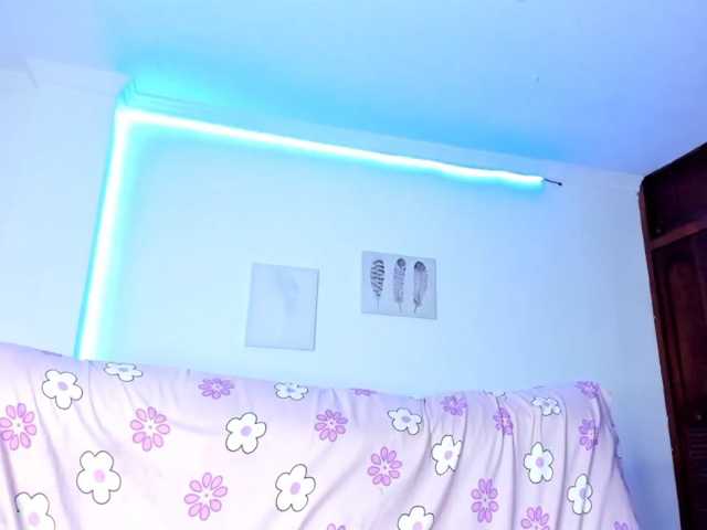 sweet-cinamon live cam on BongaCams
