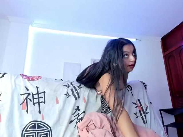 sweet-cinamon live cam on BongaCams