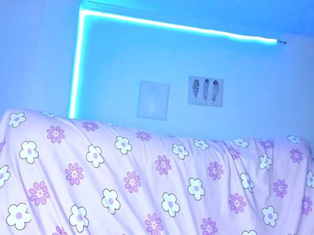 sweet-cinamon live cam on BongaCams