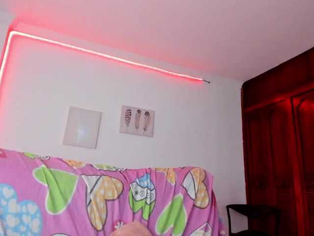 sweet-cinamon live cam preview