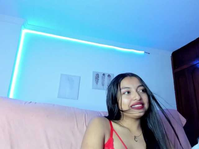 sweet-cinamon live cam on BongaCams