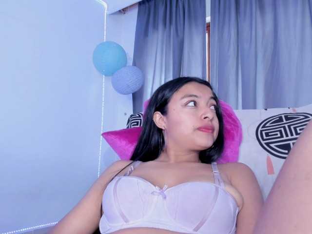 sweet-cinamon live webcam show