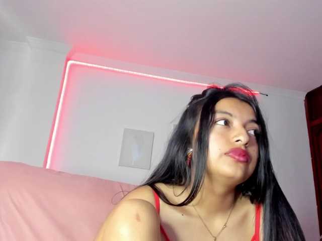 sweet-cinamon live cam on BongaCams