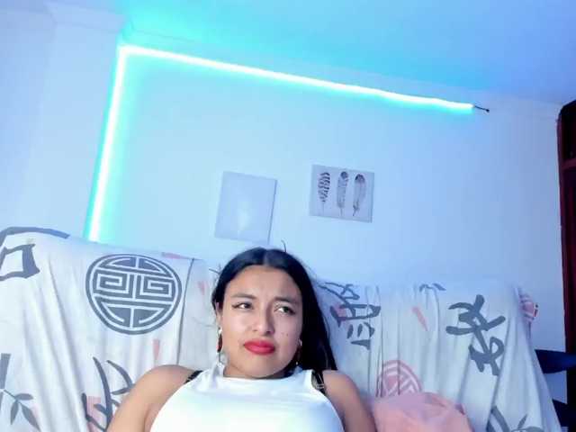sweet-cinamon live cam on BongaCams