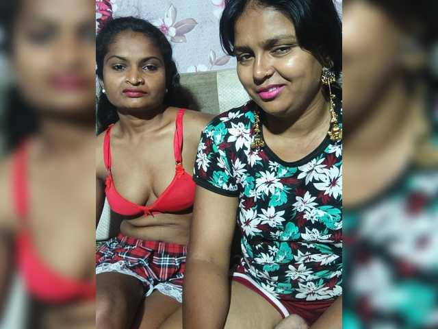 Kajal3355 live cam on BongaCams