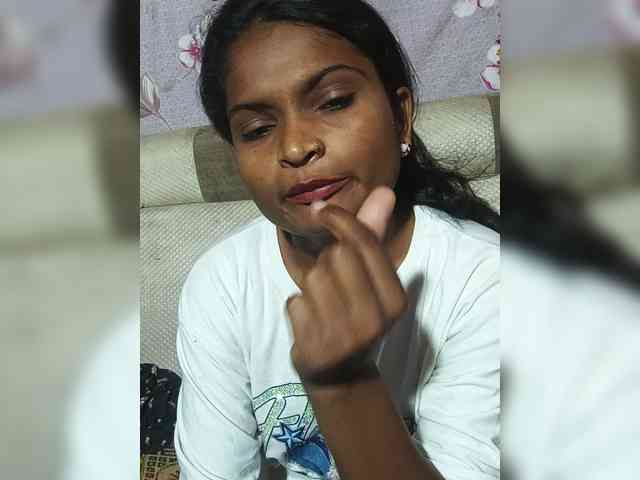 Kajal3355 webcam