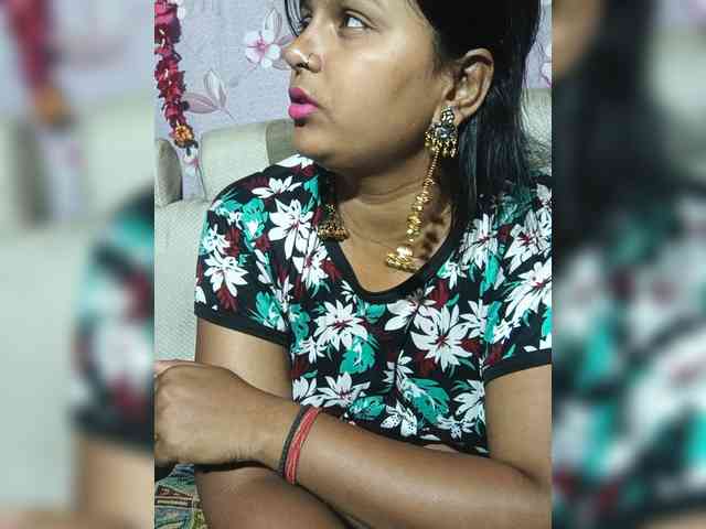 Kajal3355 webcam