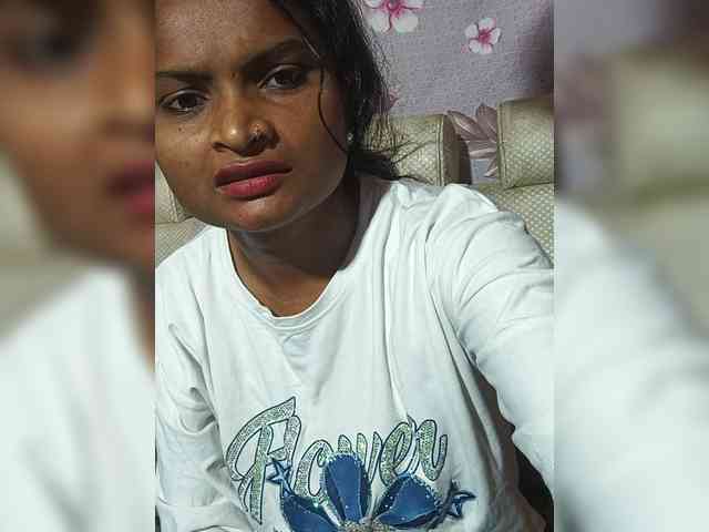 Kajal3355 webcam