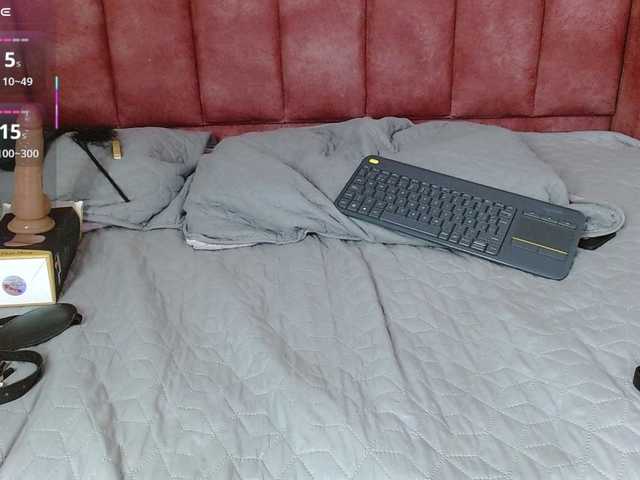 le modèle hilaryythompson est en webcam porno dans un show sur le site bongacams, il possède les tags suivants: Latino/Hispanic,Brunette,Trimmed