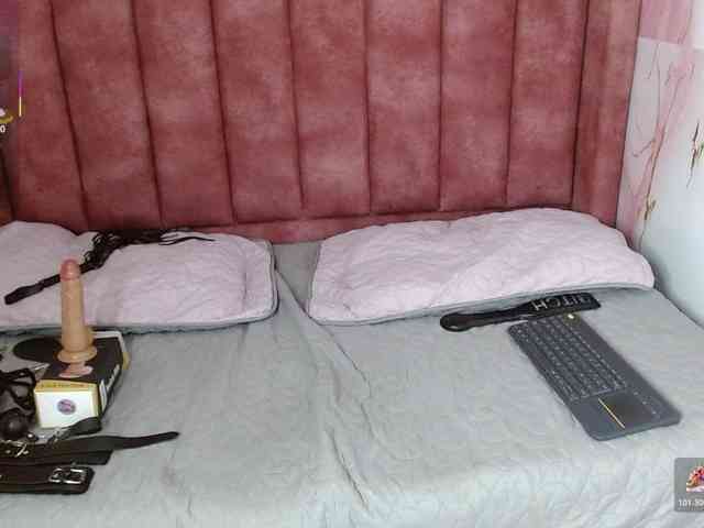 hilaryythompson webcam