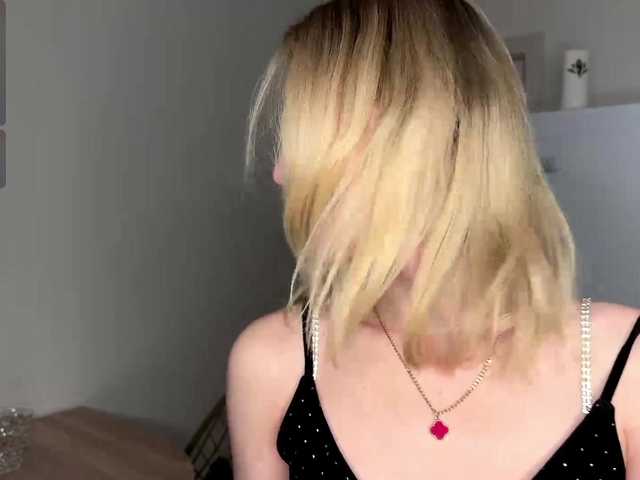 SweetiLun1's BongaCams show and profile