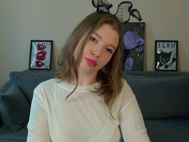 AlmaniyaCherrya live cam on BongaCams