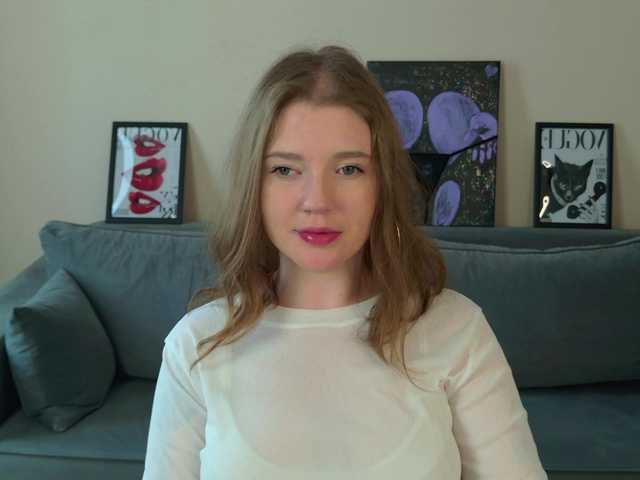 AlmaniyaCherrya live cam on BongaCams