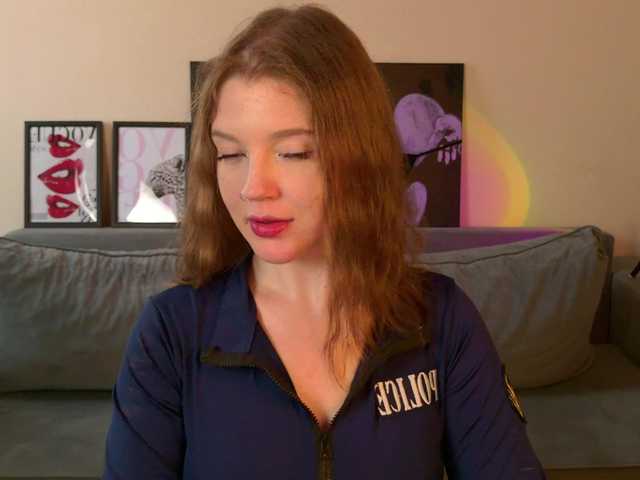 AlmaniyaCherrya live cam on BongaCams