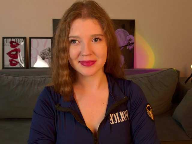 AlmaniyaCherrya live cam on BongaCams