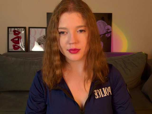 AlmaniyaCherrya live cam on BongaCams