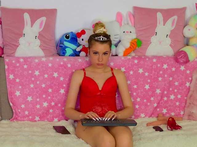 MayaJenner live cam on BongaCams