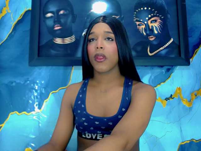 Nashla-D live cam
