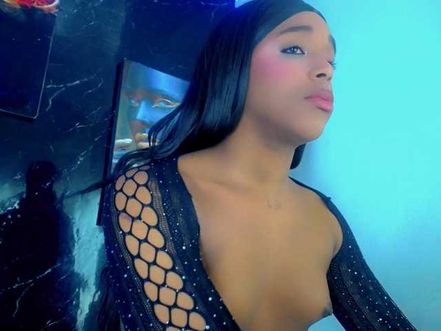 Nashla-D live webcam show