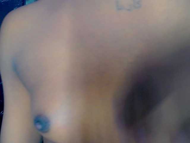 Nashla-D live webcam show