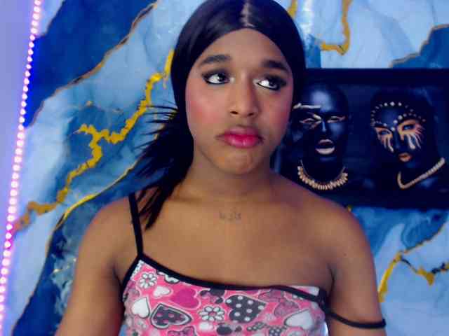Nashla-D Sex Cam Show