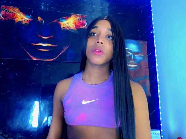 Nashla-D Sex Cam Show