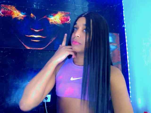Nashla-D Sex Cam Show