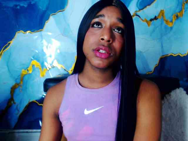 Nashla-D Sex Cam Show