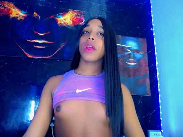 Nashla-D Sex Cam Show