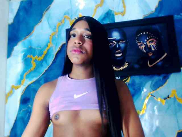 Nashla-D Sex Cam Show