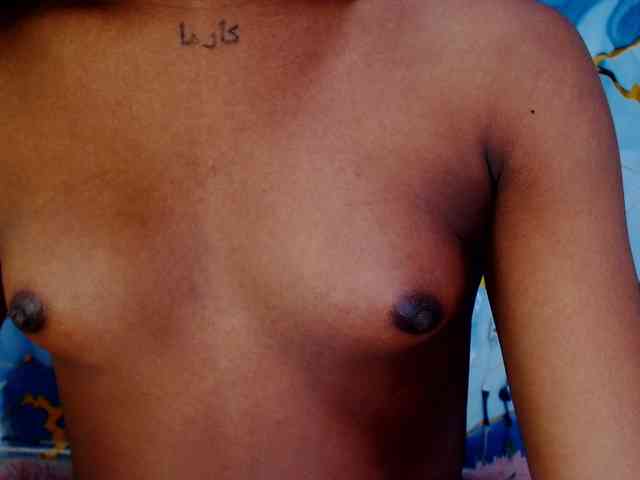 Nashla-D Sex Cam Show