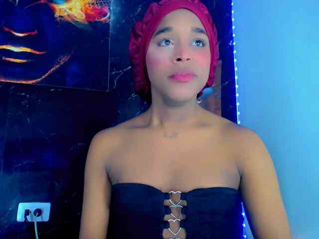 Nashla-D Sex Cam Show