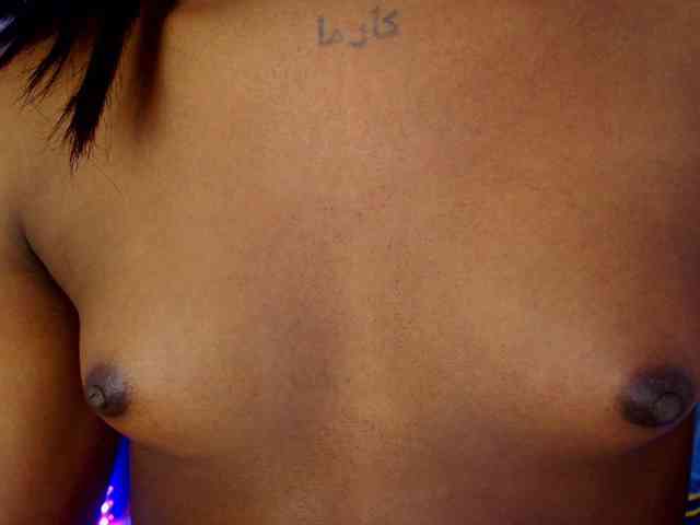 Nashla-D Sex Cam Show