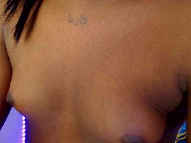 Nashla-D Sex Cam Show