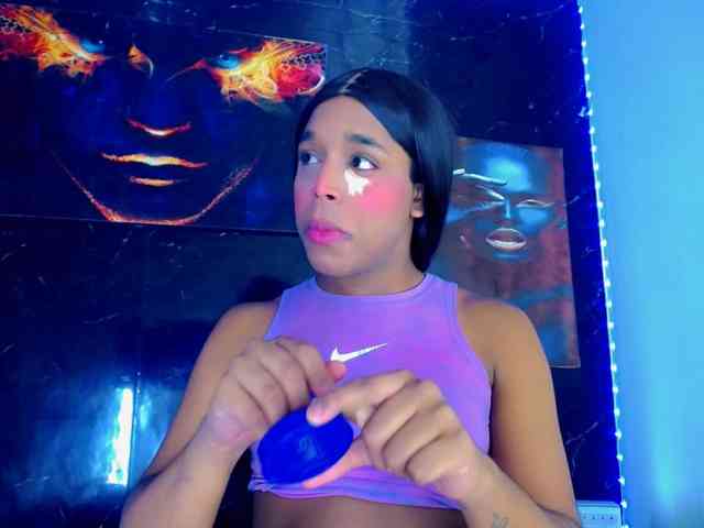 Nashla-D Sex Cam Show