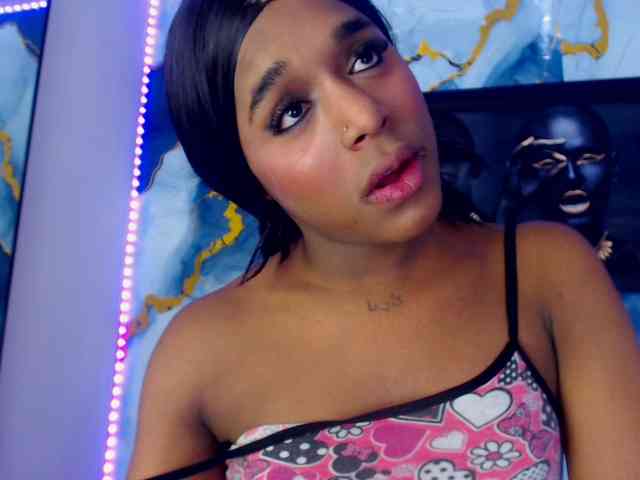 Nashla-D Sex Cam Show