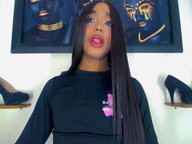 Nashla-D Live Webcam on BongaCams