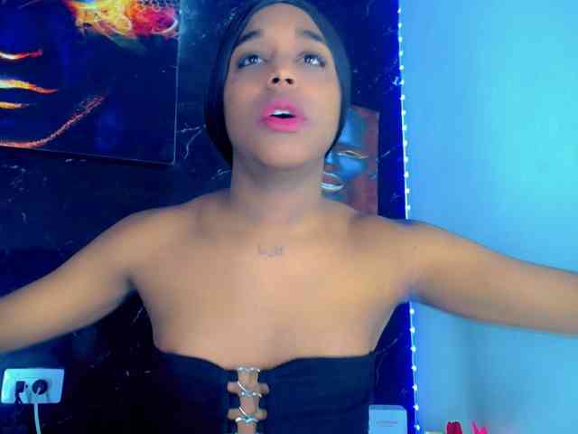 Nashla-D Sex Cam Show