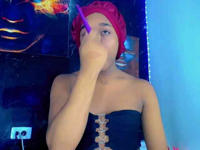 Nashla-D Sex Cam Show