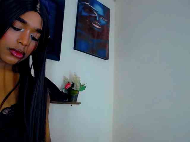 Nashla-D Live Webcam on BongaCams