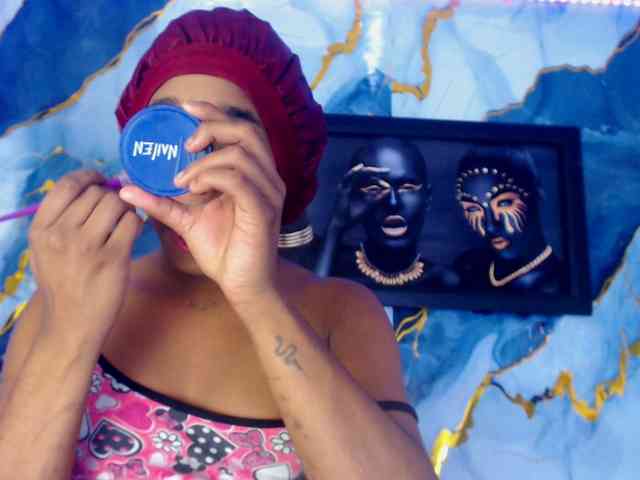 Nashla-D Sex Cam Show