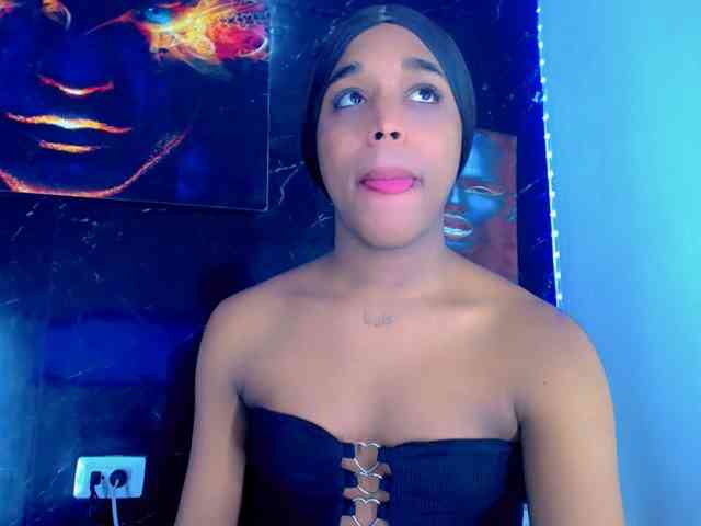 Nashla-D Sex Cam Show