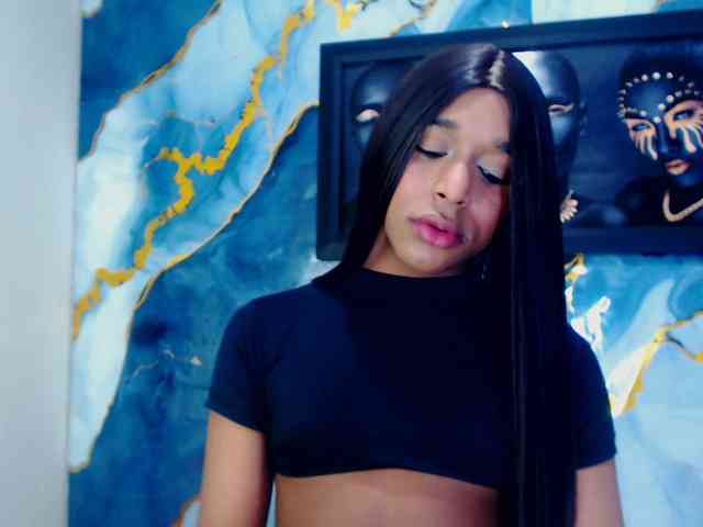 Nashla-D Sex Cam Show