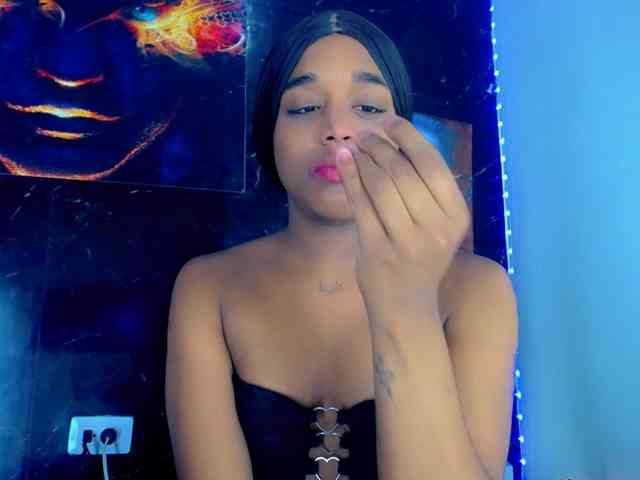 Nashla-D Sex Cam Show